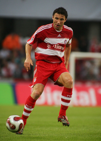 入选者需具 入选者需具