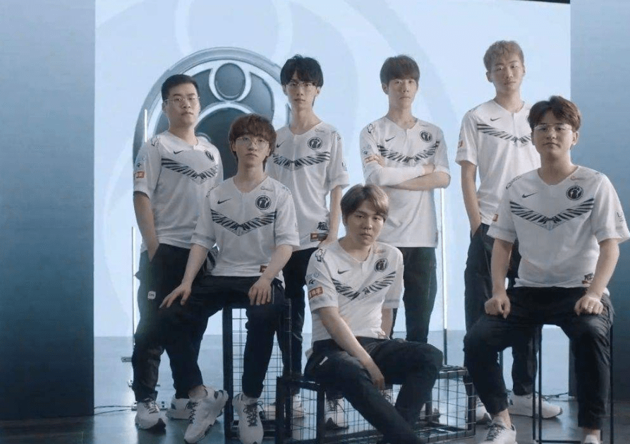 上毫不畏惧 上毫不畏惧