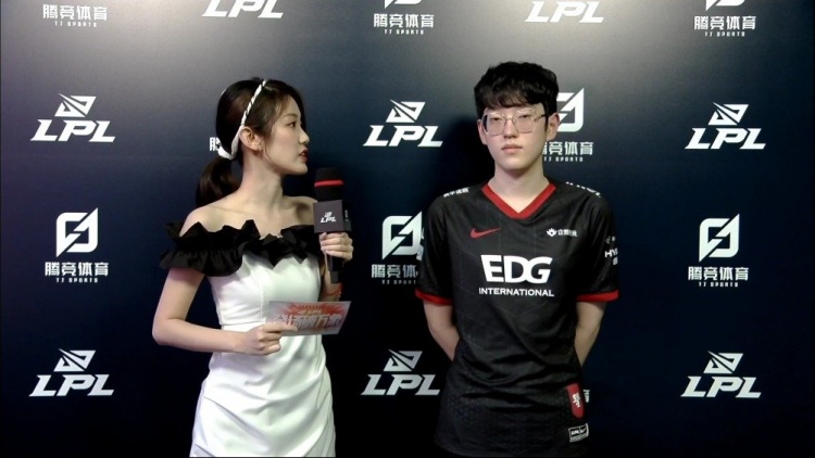 传播中国传 传播中国传